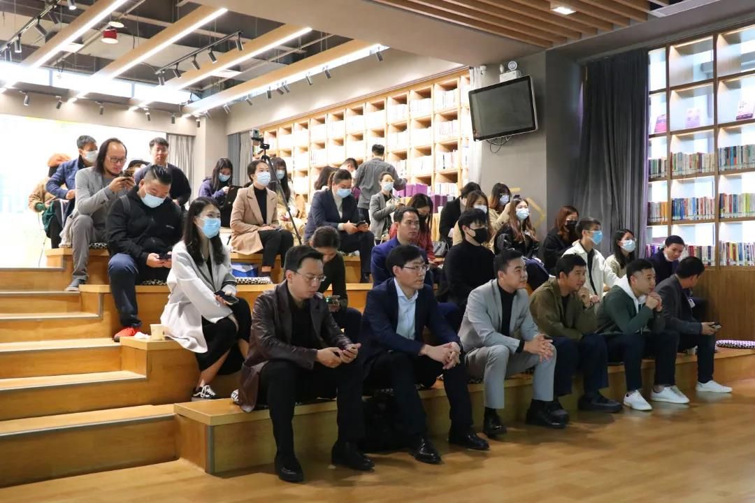 定制“整”年发布会