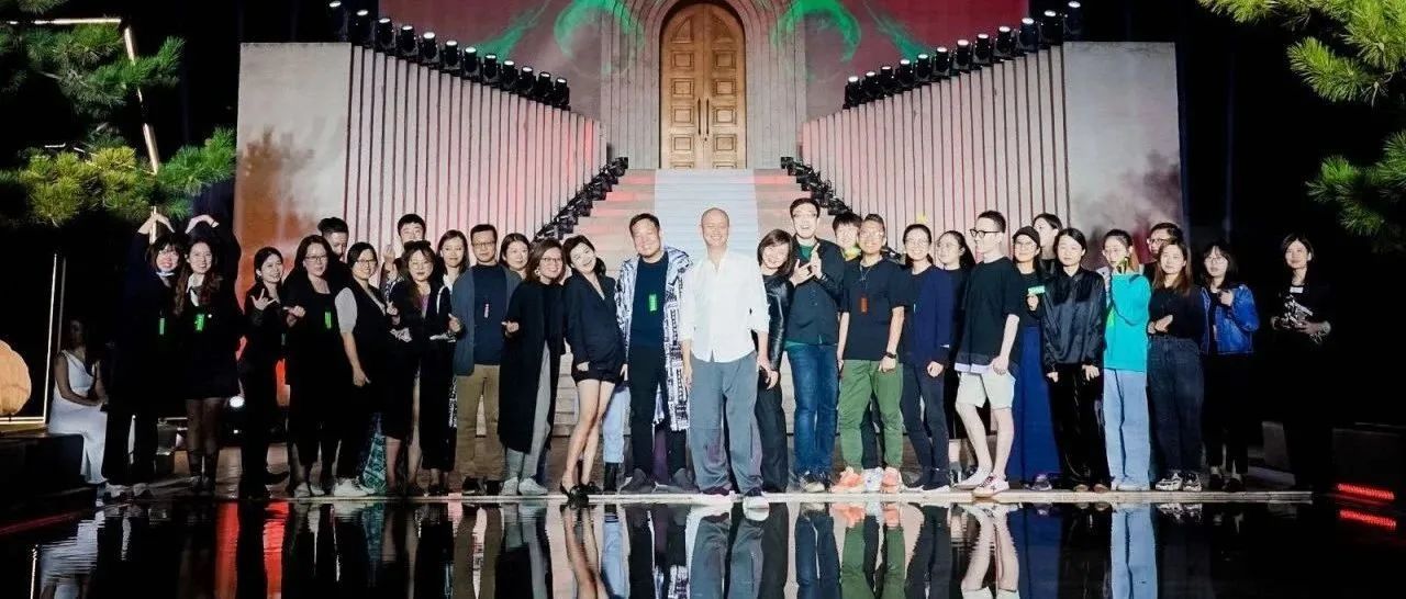【聚焦】博洛尼×侯赛因·卡拉扬：跨界新品＂秘密＂惊艳亮相！又一次玩儿出圈