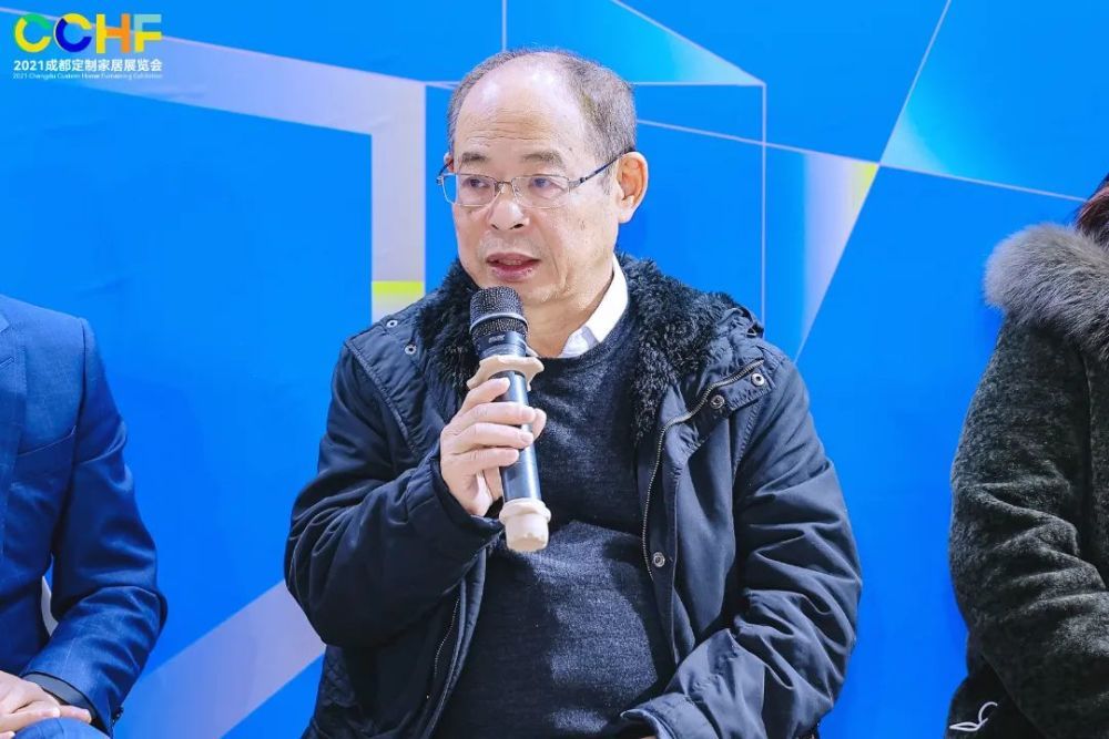 丰胜花园木、懒猫木阳台创始人及董事长吴海明.jpg